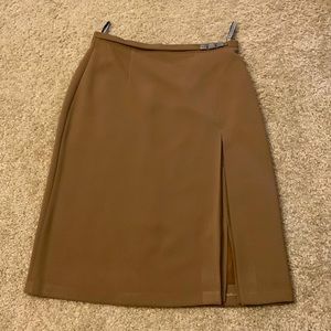 Vintage Kaji Midi Skirt w. side slit in Tan Color, Size 10, Made in Turkey